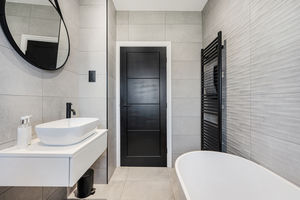 Photo 17- click for photo gallery